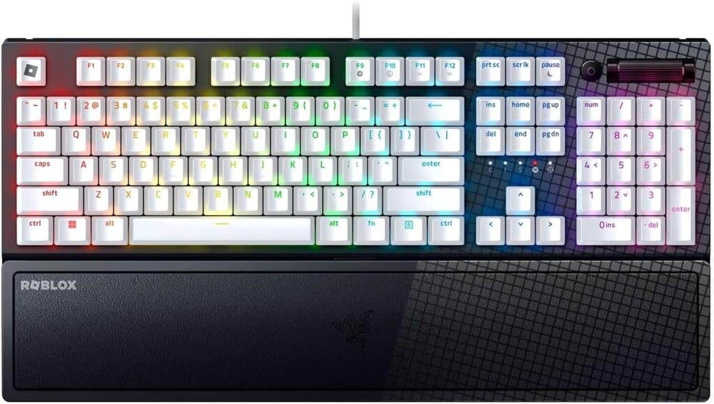 Razer BlackWidow V3 Mechanical Keyboard: Green Switches, Chroma RGB
