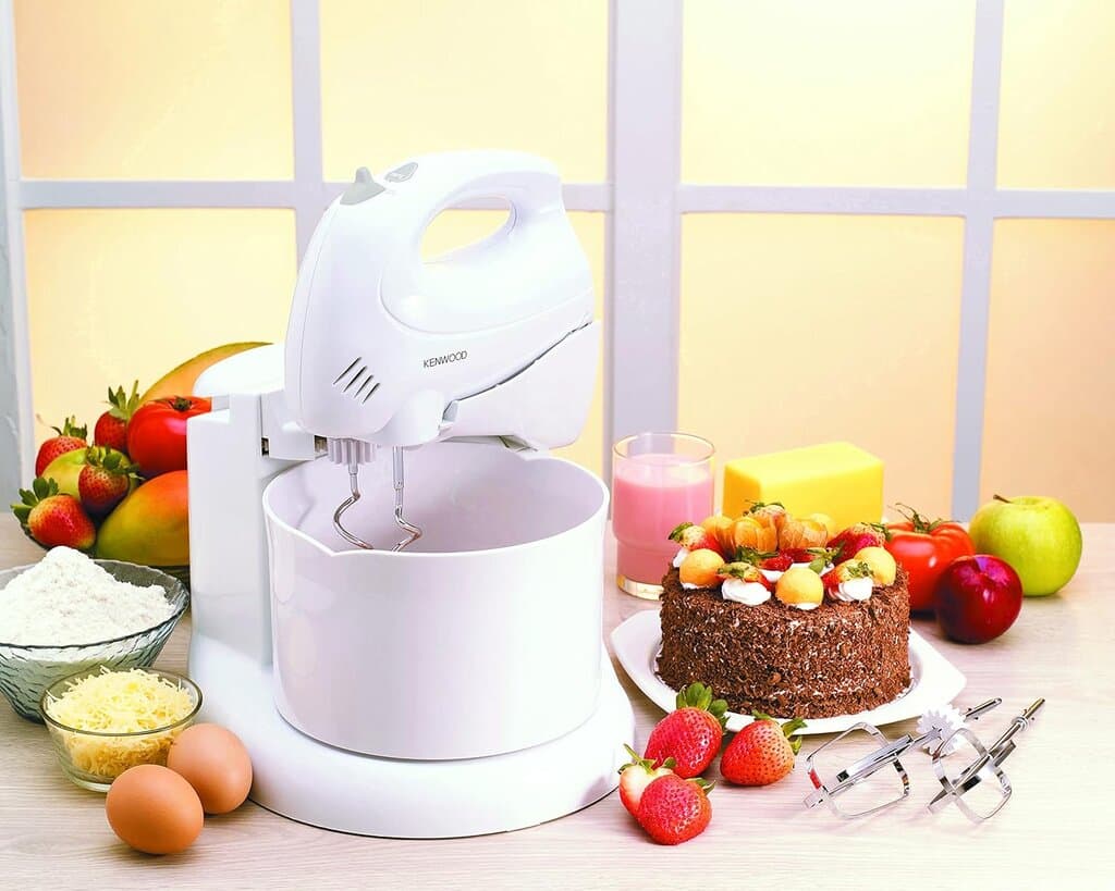 Electric Mixer and Mixer with Bowl 2.7 Liters 6 Speeds 250 Watts White HM430 3