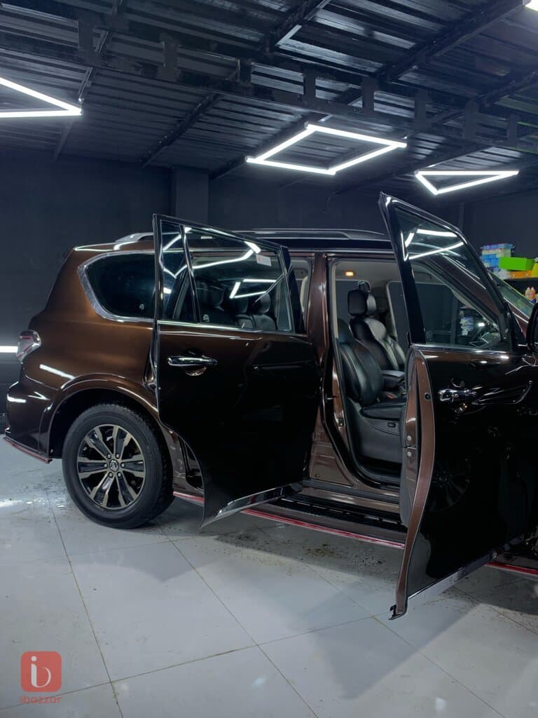 Nissan Armada Platinum 5