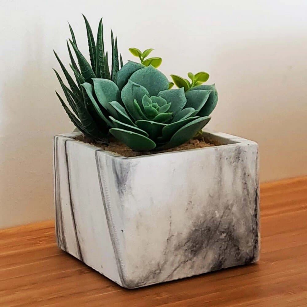 Artıfıcıal Plant In Square Pot 5