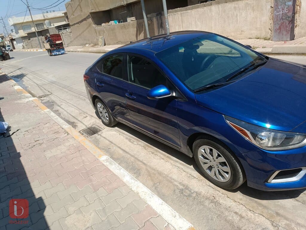 Hyundai Accent 8