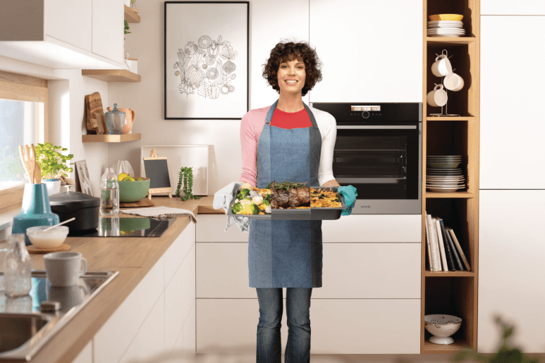 Gorenje Electric Oven 60 cm - BCS798S24X (Black) 3