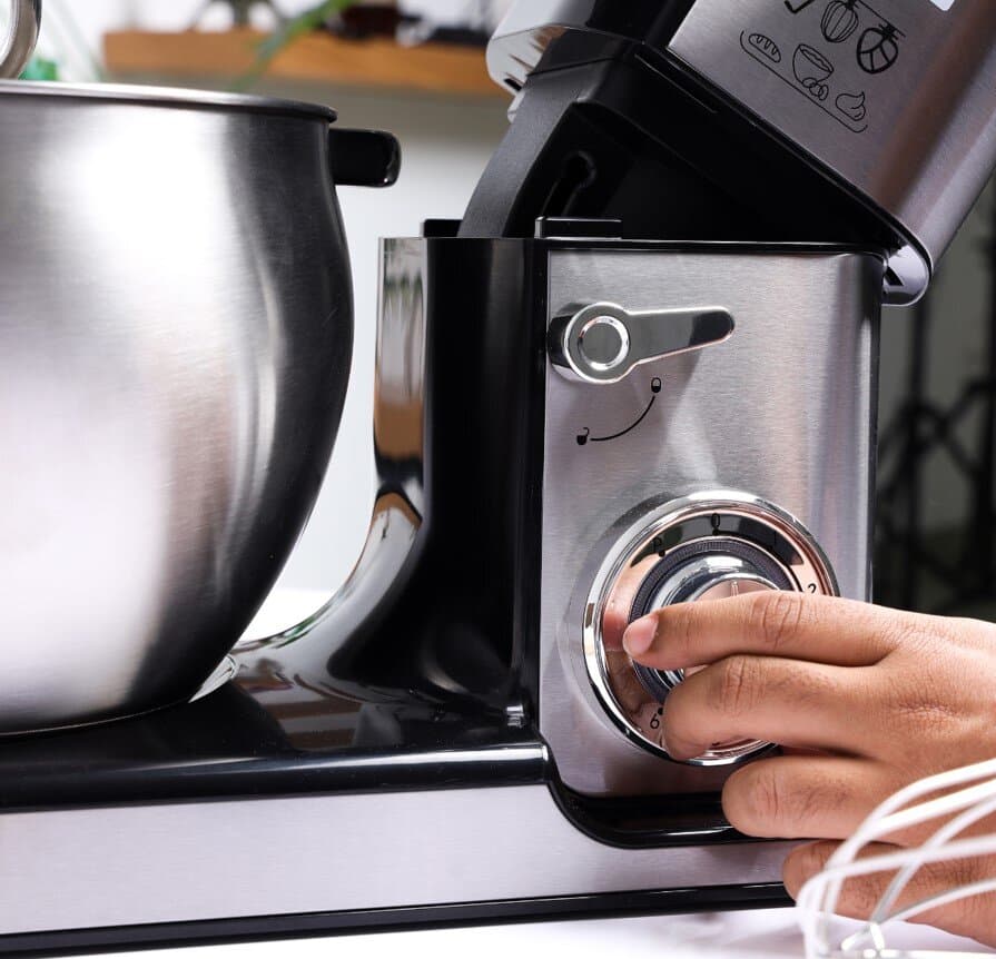 Geepas 2000W Stand Mixer with 10L Stainless Steel Bowl - GSM43041 3