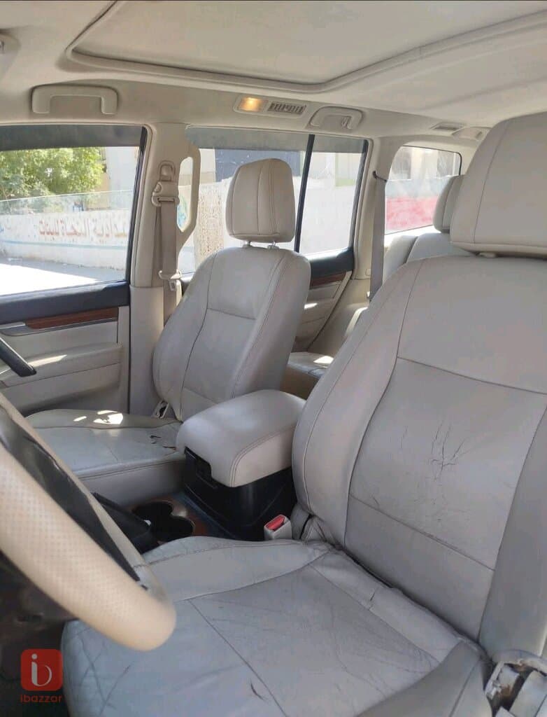 Mitsubishi Pajero GLX 9