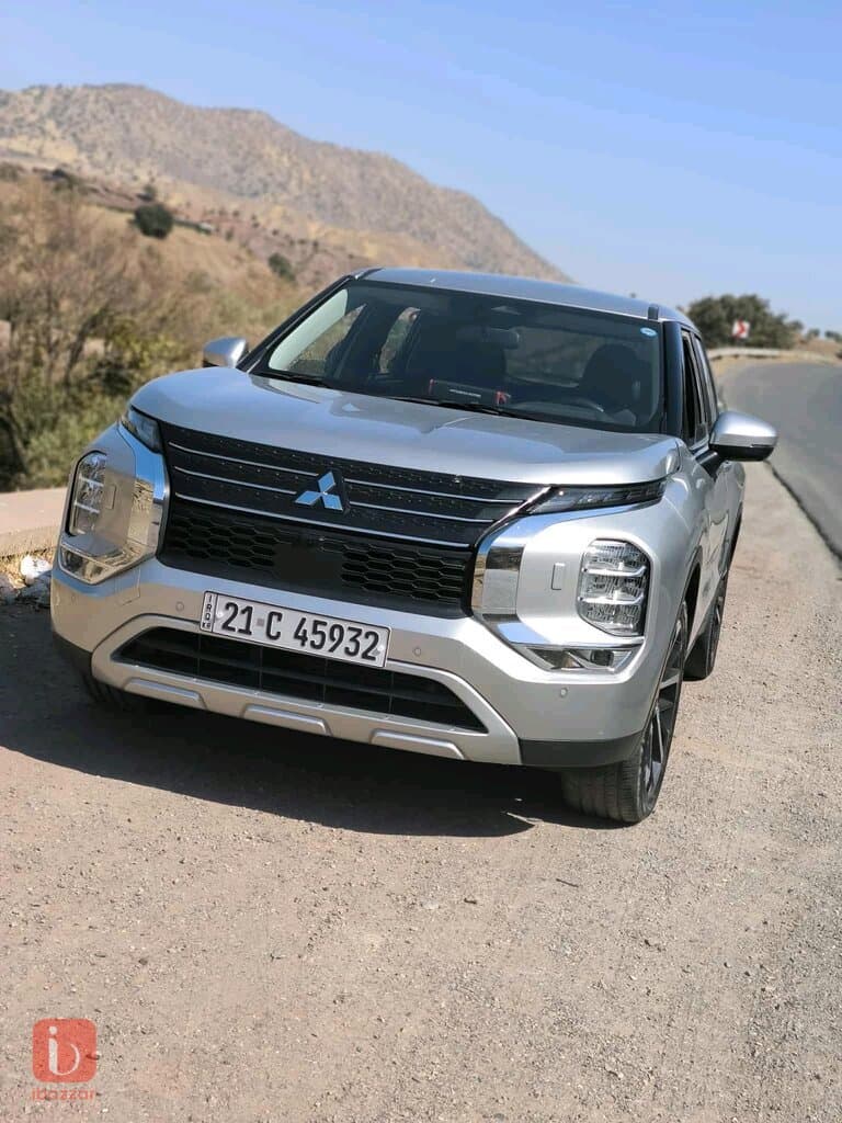 Mitsubishi Outlander SE