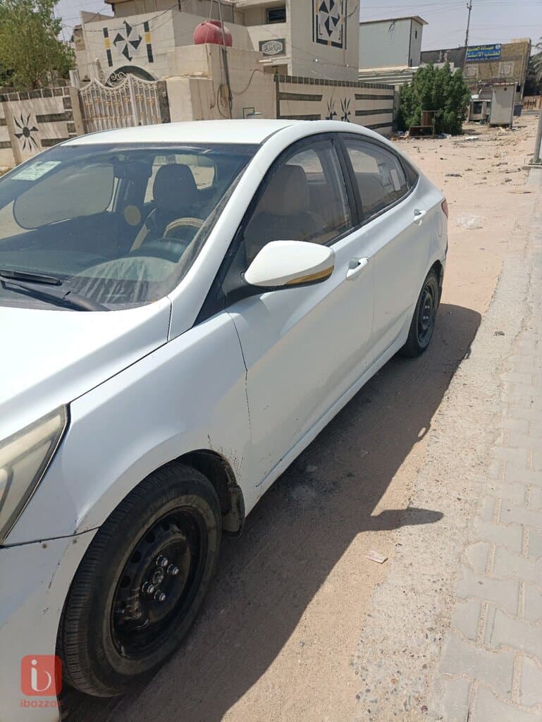 Hyundai Accent 9