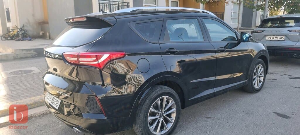 Jetour X70 4