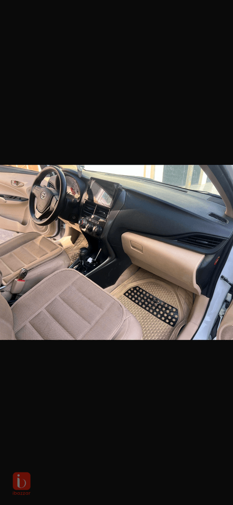 Toyota Yaris 5