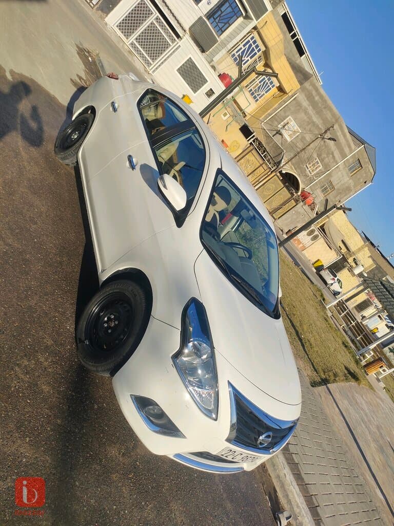 Nissan Sunny SV 2