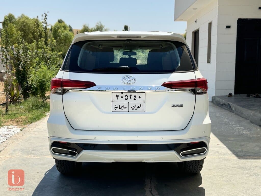 Toyota Fortuner SR5 3