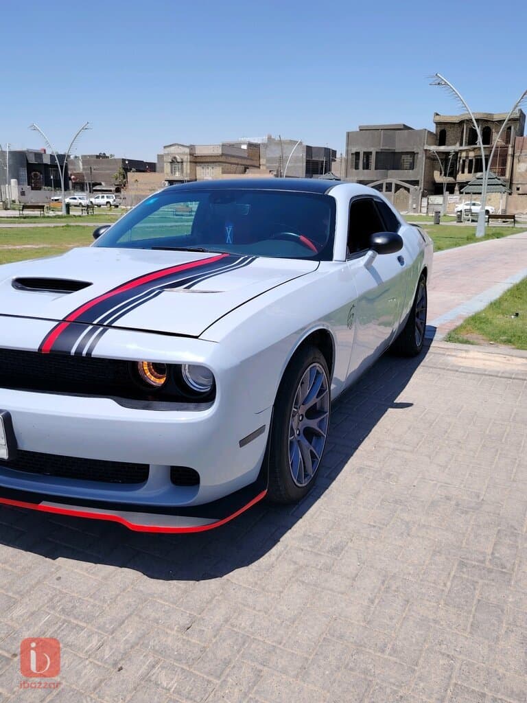 Dodge Challenger SXT