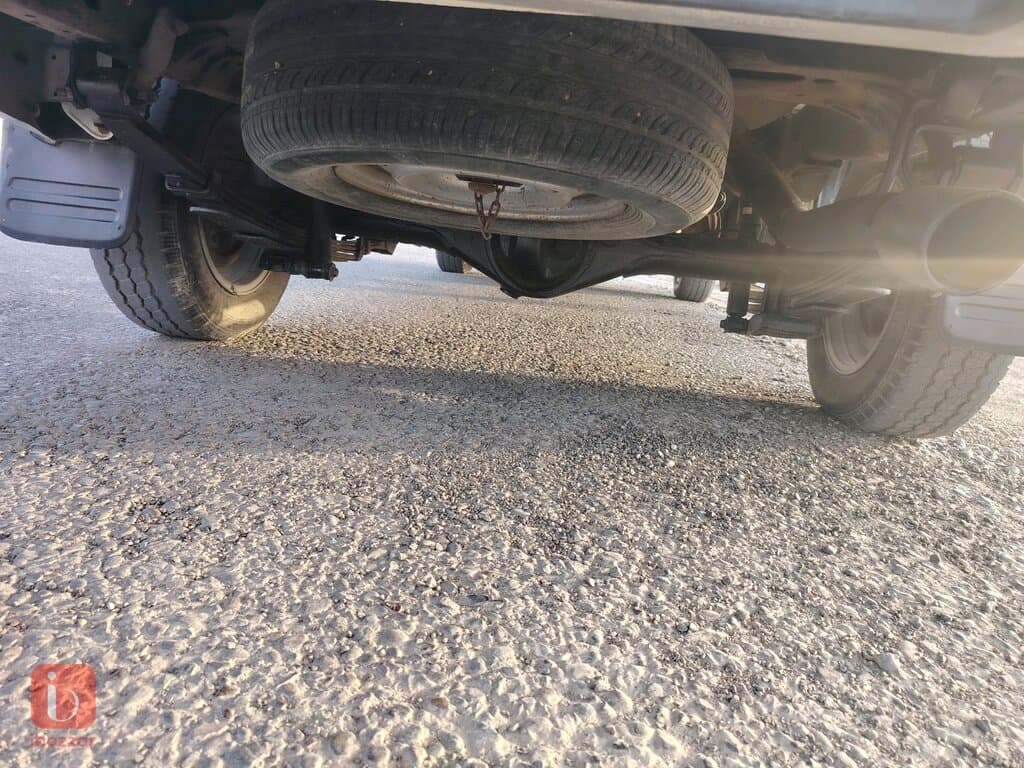 Toyota Hilux SR5 10