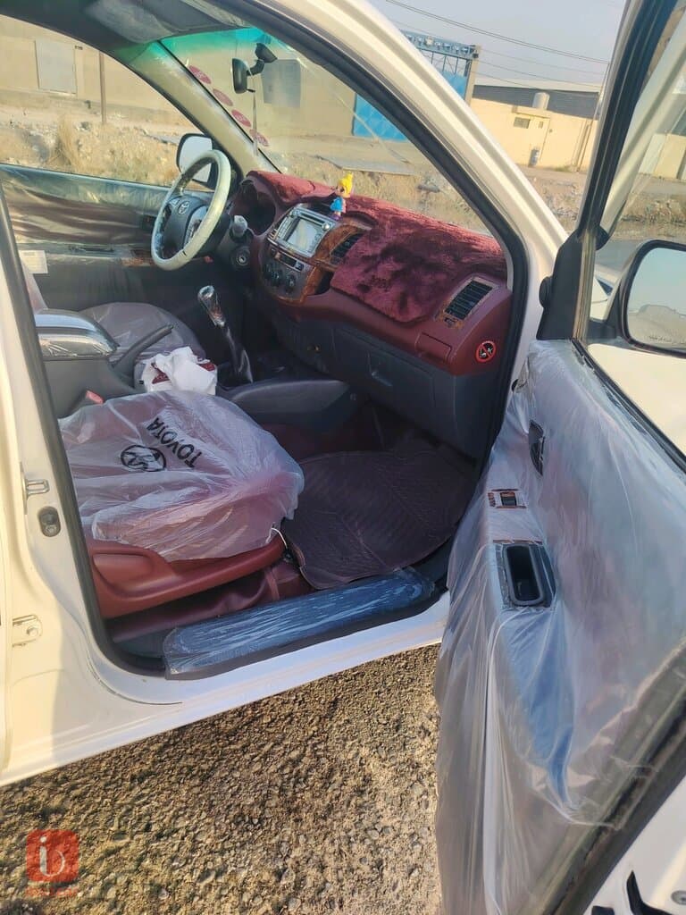 Toyota Hilux SR5 15