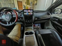 دوج كارفان SXT — photo 14