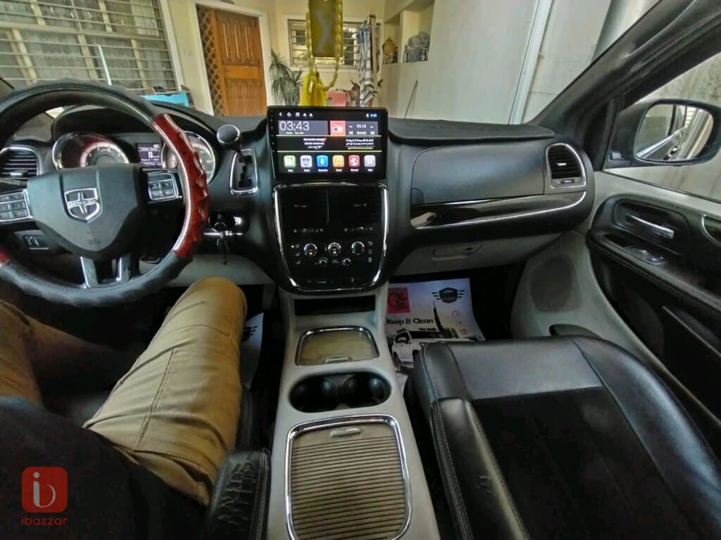 دوج كارفان SXT — photo 14