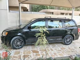 دوج كارفان SXT — photo 17