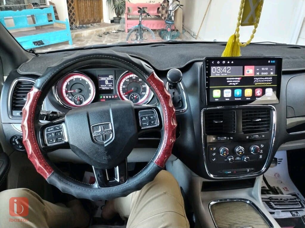 دوج كارفان SXT — photo 4