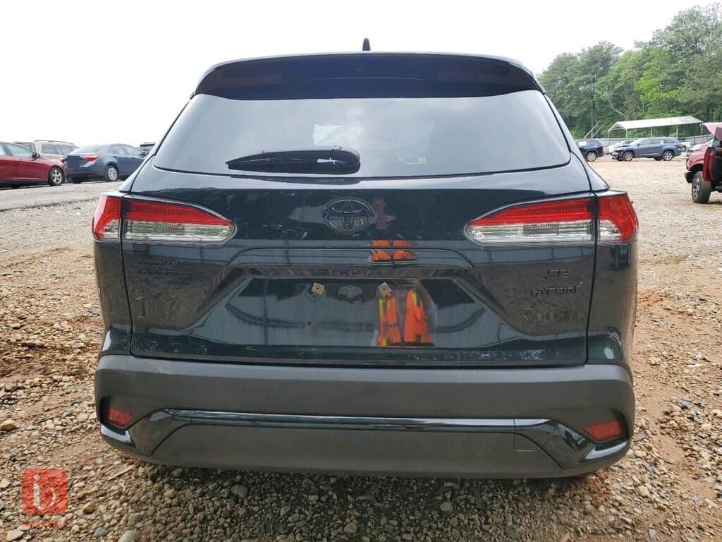 Toyota Corolla Cross 10