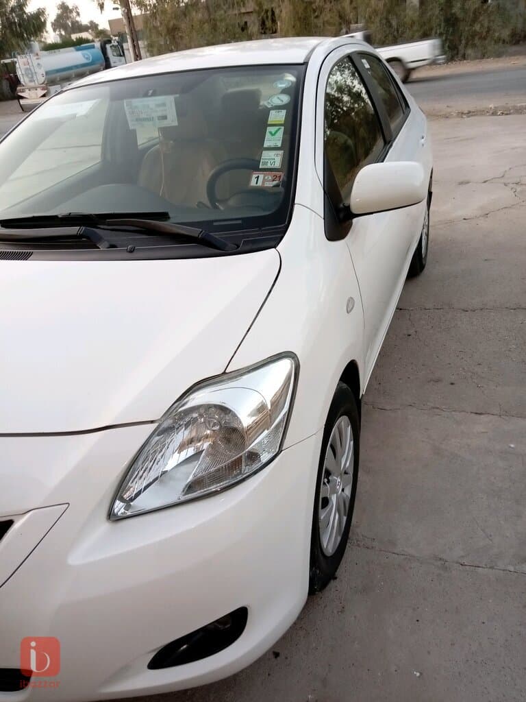 Toyota Yaris 5