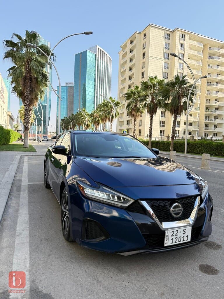 Nissan Maxima SV