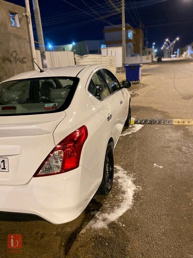 Nissan Sunny SV 4