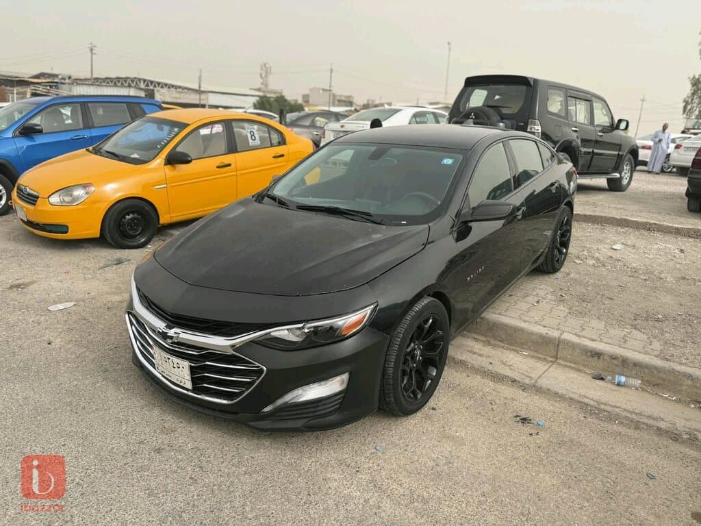 Chevorlet Malibu LS 2