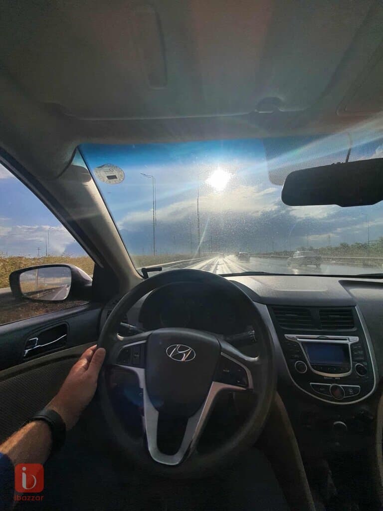 Hyundai Accent 5