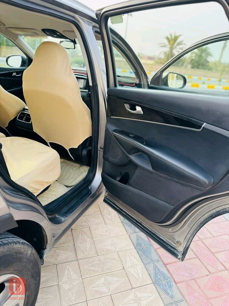KIA Sorento 12