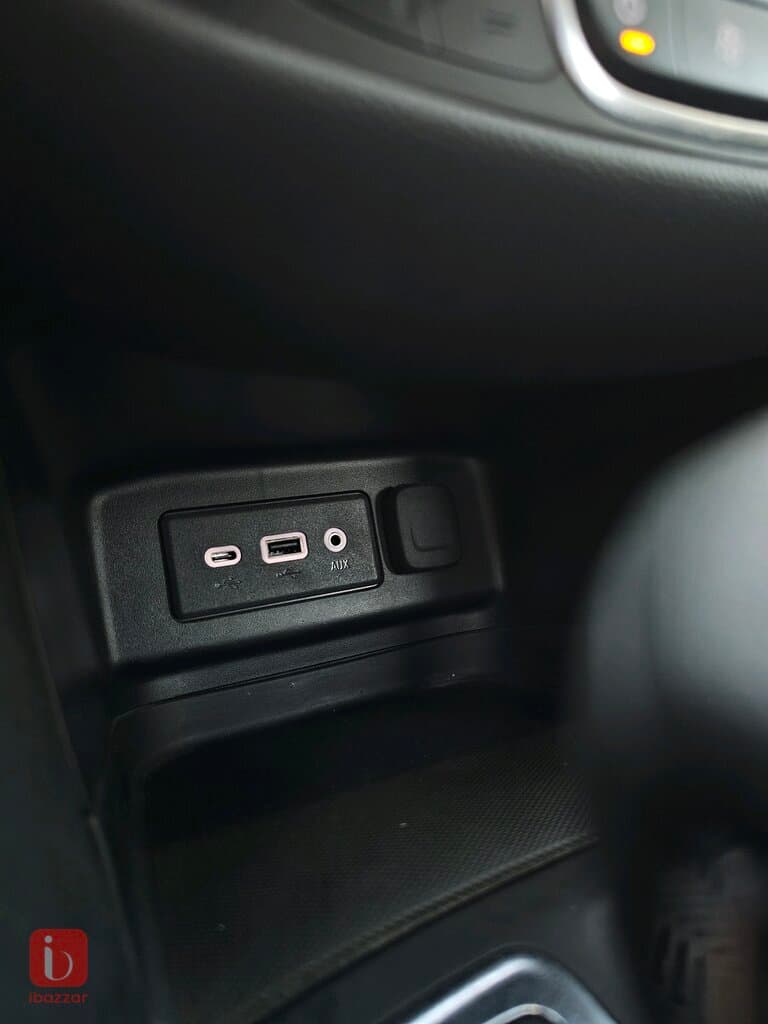 Chevorlet Equinox 1LT 8