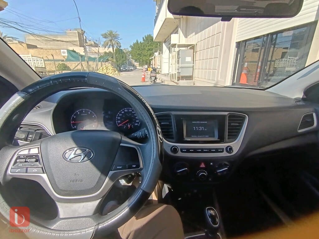 Hyundai Accent 4