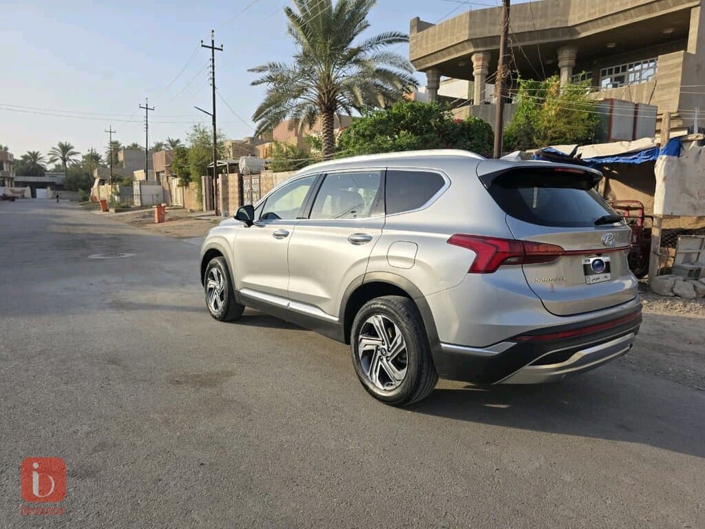 Hyundai Santa Fe Standard 4