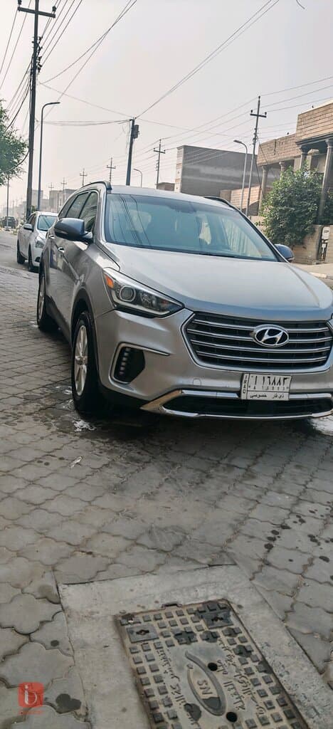 Hyundai Santa Fe GLS 7