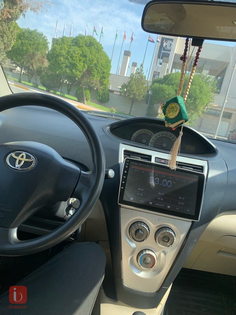 Toyota Yaris 4