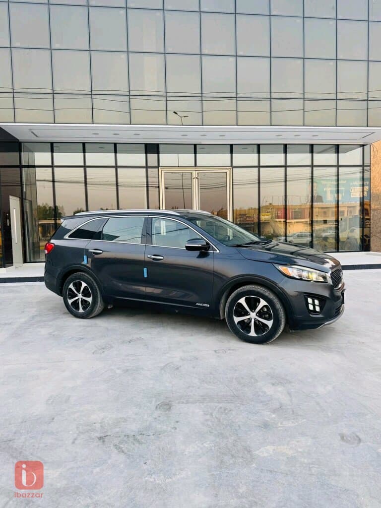 KIA Sorento EX 4
