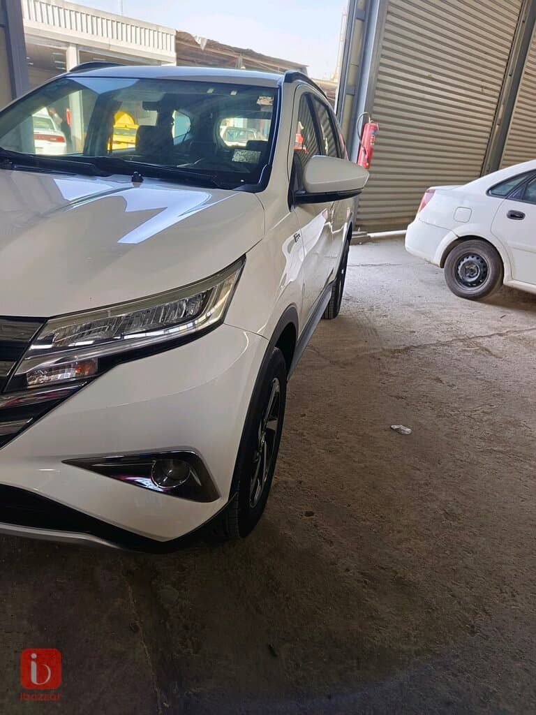 Toyota Rush GX 1