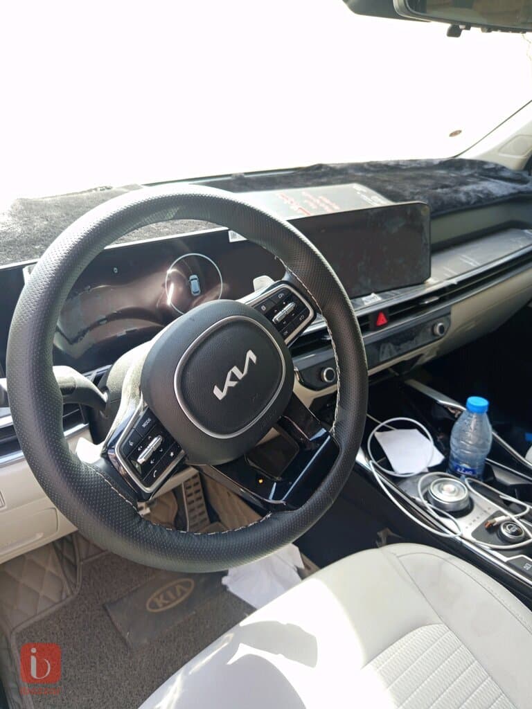 KIA Sorento EX 11