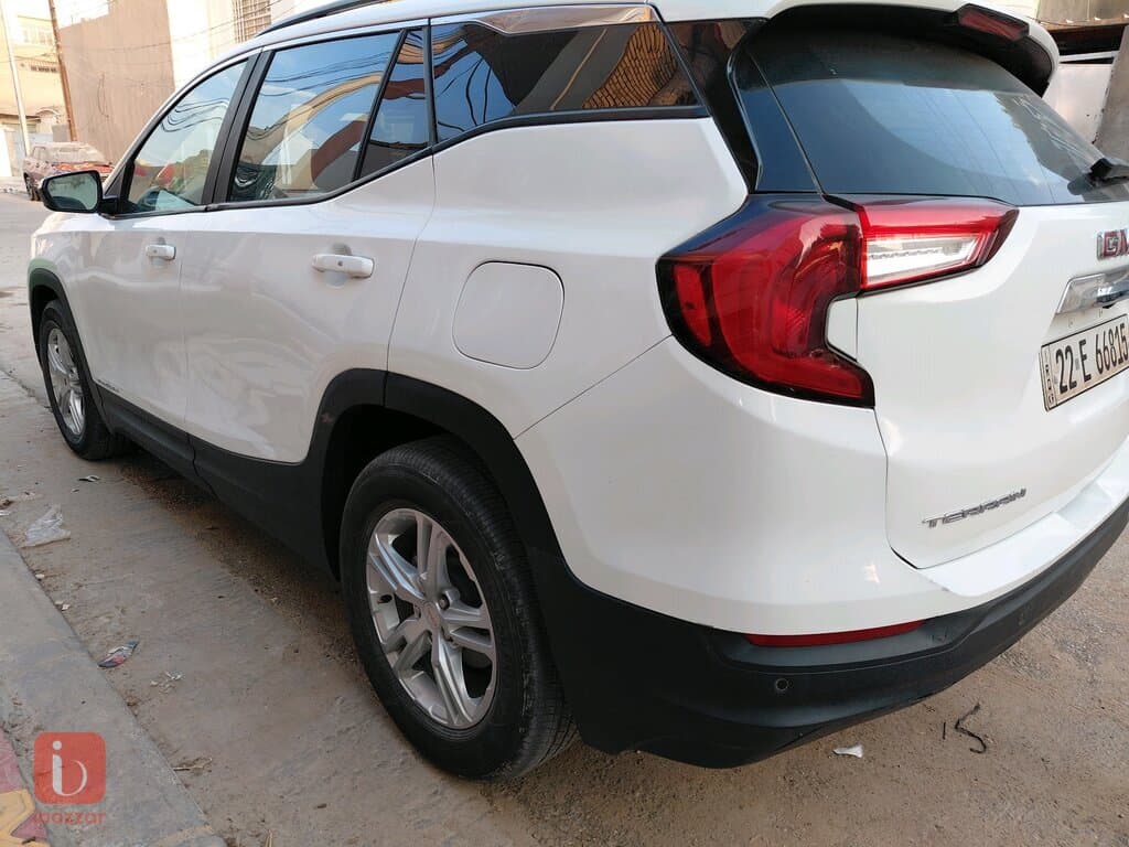 GMC Terrain SLE 8