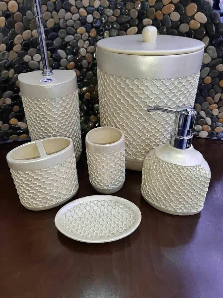 Oster Bathroom Accessory Set - White - SMS-815