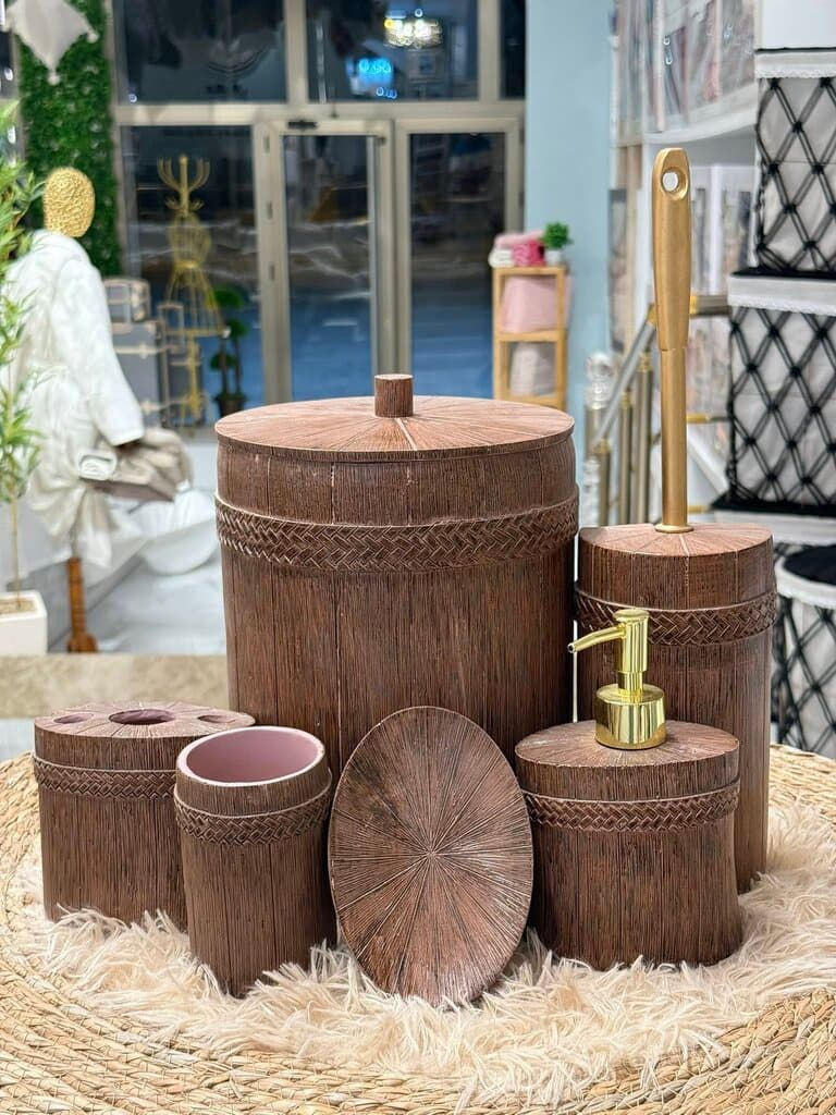 Oster Bathroom Accessory Set - Brown - SMS-711