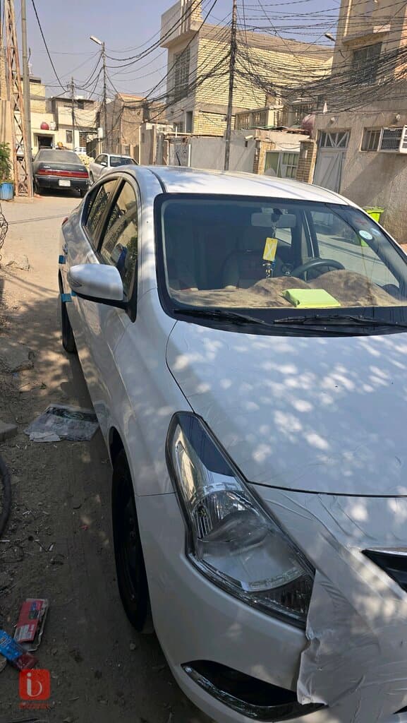 Nissan Sunny Base 2