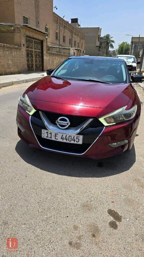 Nissan Maxima