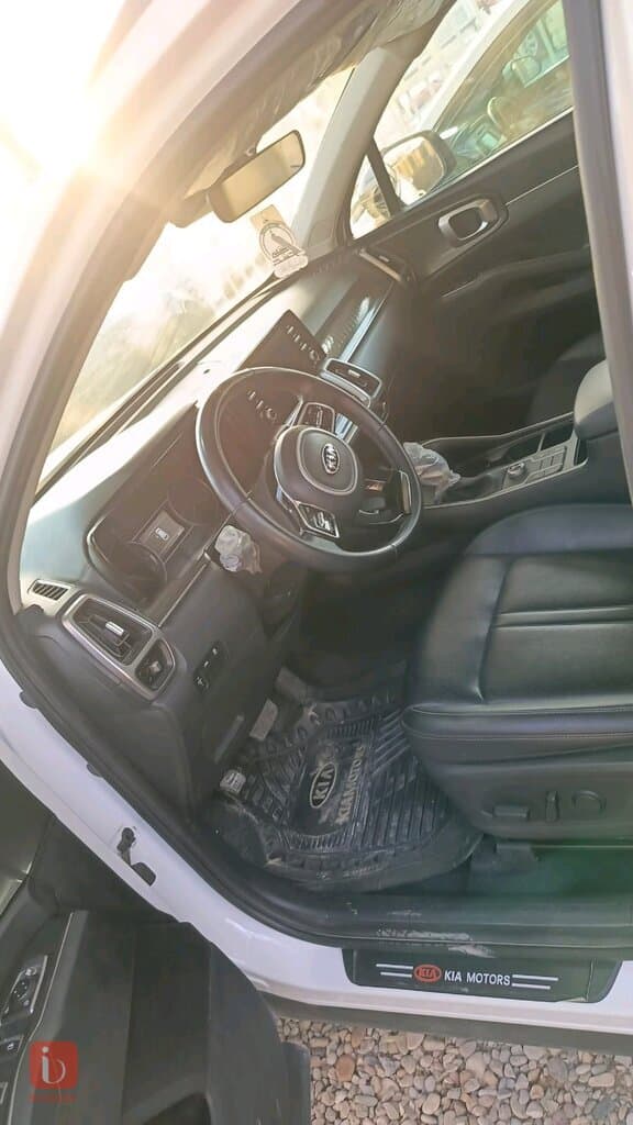 KIA Sorento SX 10