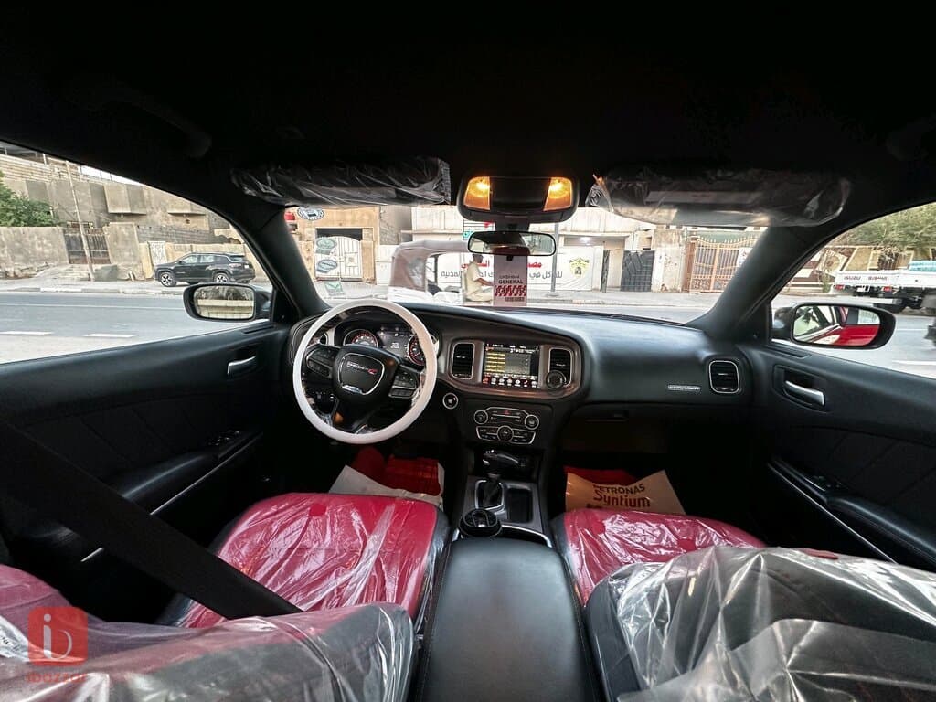 Dodge Charger SXT 12