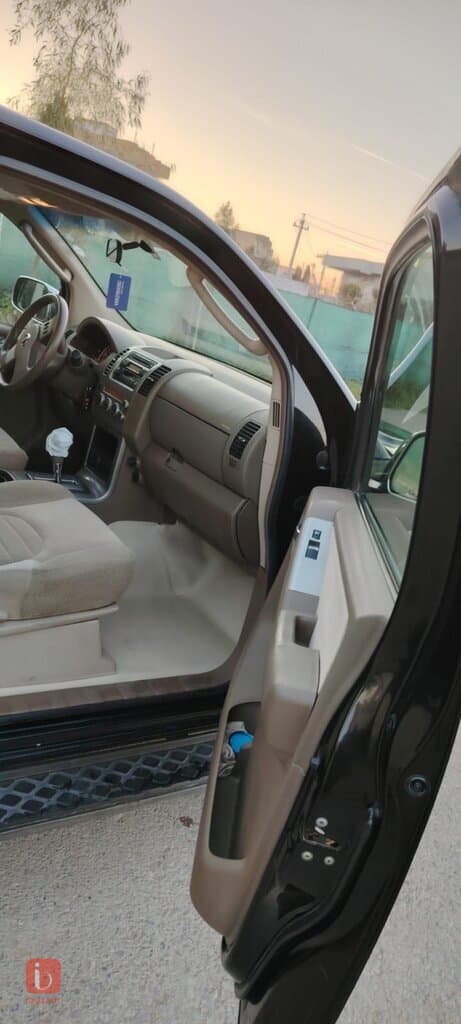 Nissan Pathfinder S 4WD 10