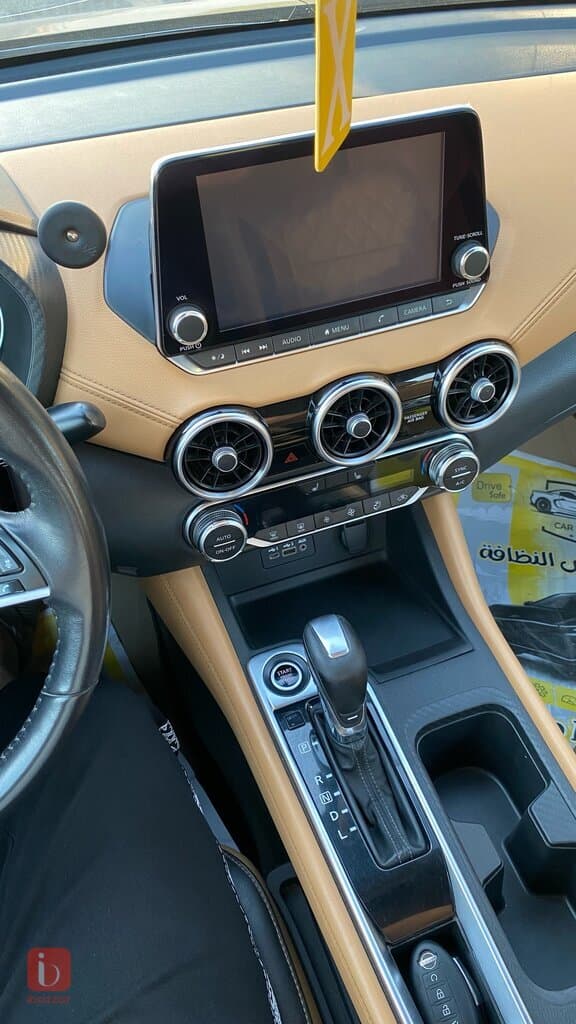 Nissan Sentra SV Plus 8