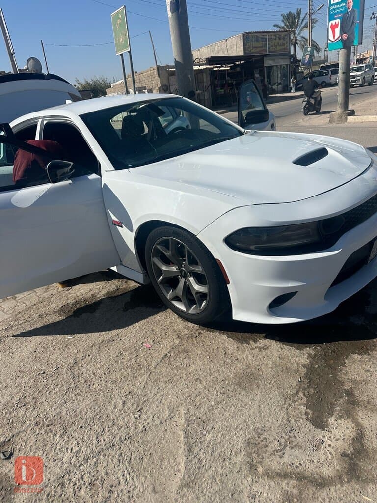 Dodge Charger SRT 392 6