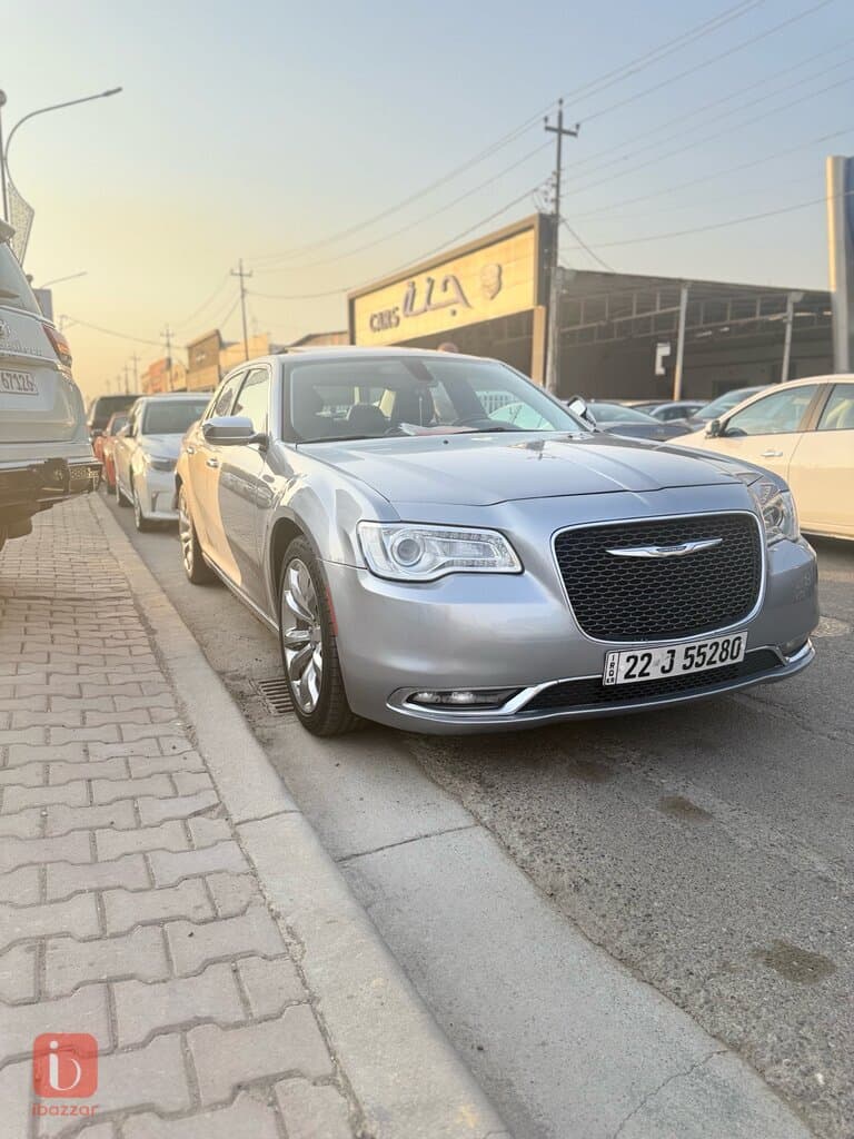 Chrysler 300 6