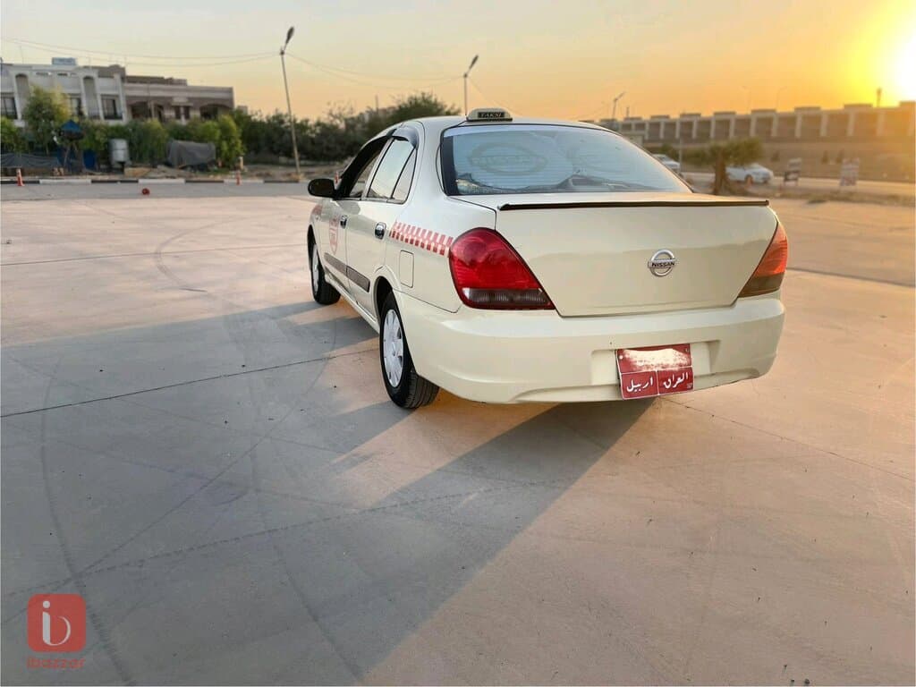 نیسان سەنی یابانی 2011 بۆفرۆشتن دەپارچە لەسەر ساغەی جەمپی پێش و پشتی خەفیفە رەقەم و هەزەو فەحسی نوێیە گێرو مەکینەو گلاج و عەینەو تەقەورەقەی بەشەرتە چوار رەقەمیە سحری 100وەرەقە .. 3