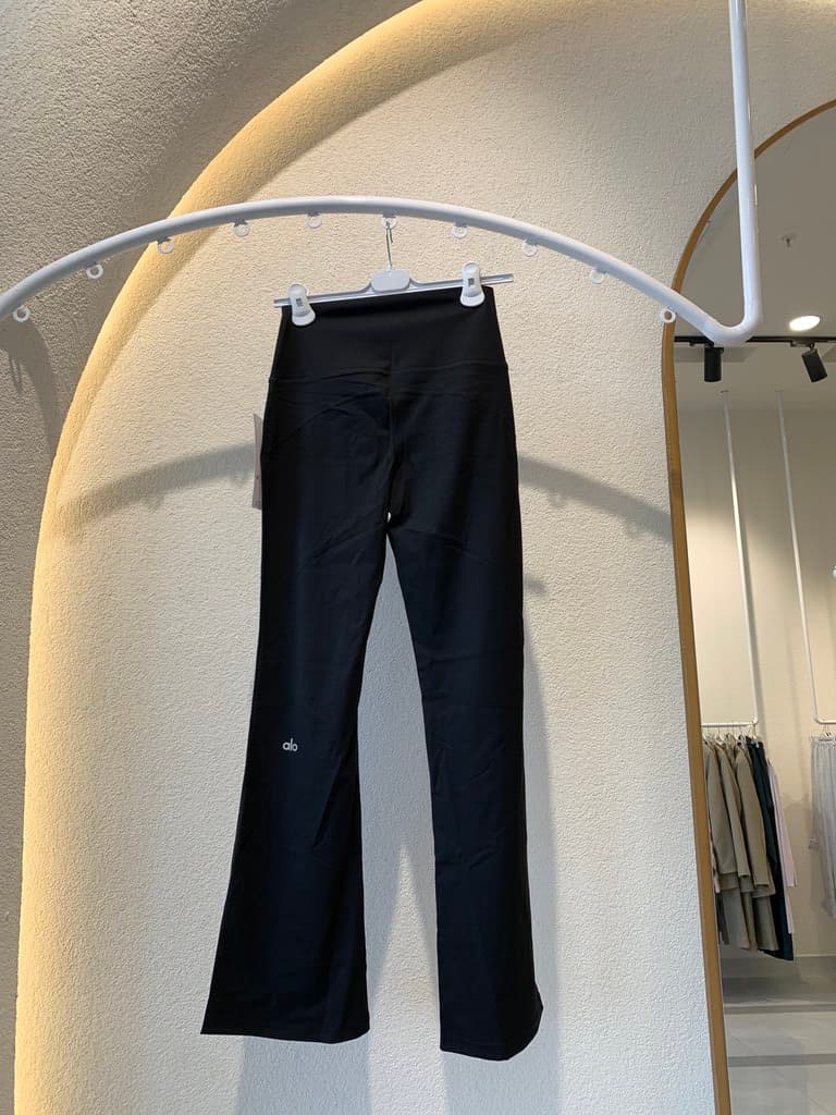 Alo Women's Activewear Pajama - Black (S)