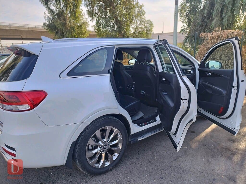 KIA Sorento SX 10